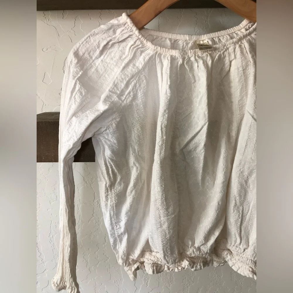 OshKosh B’gosh|Big girl,White Eyelet long sleeve blouse, size 14•••Boho style